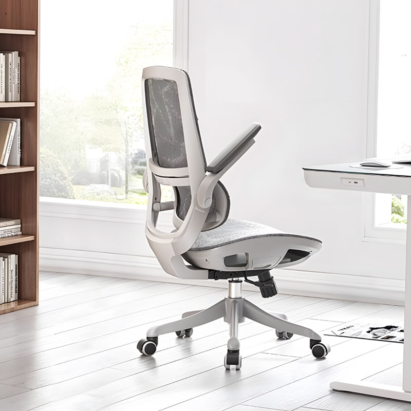 椅子・チェア|リクライニングチェア 人体工学  スタイリッシュ