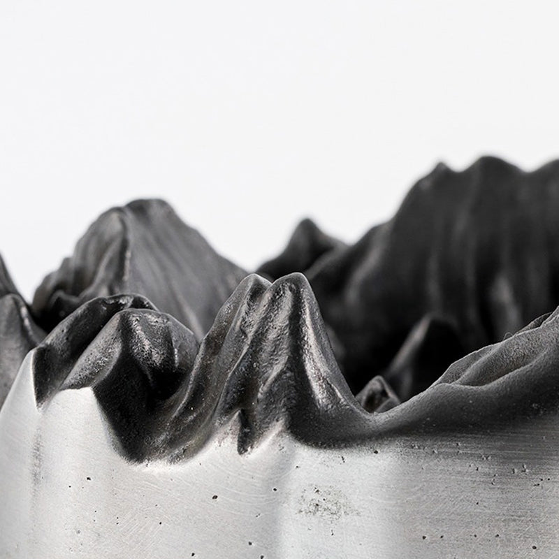 INNERPEACE公式 ｜灰皿 アルミニウム製 火山型 革新的